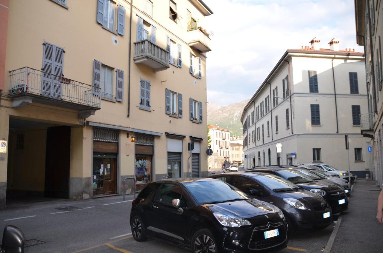 Casa Imbarcadero Apartment Lecco Luaran gambar