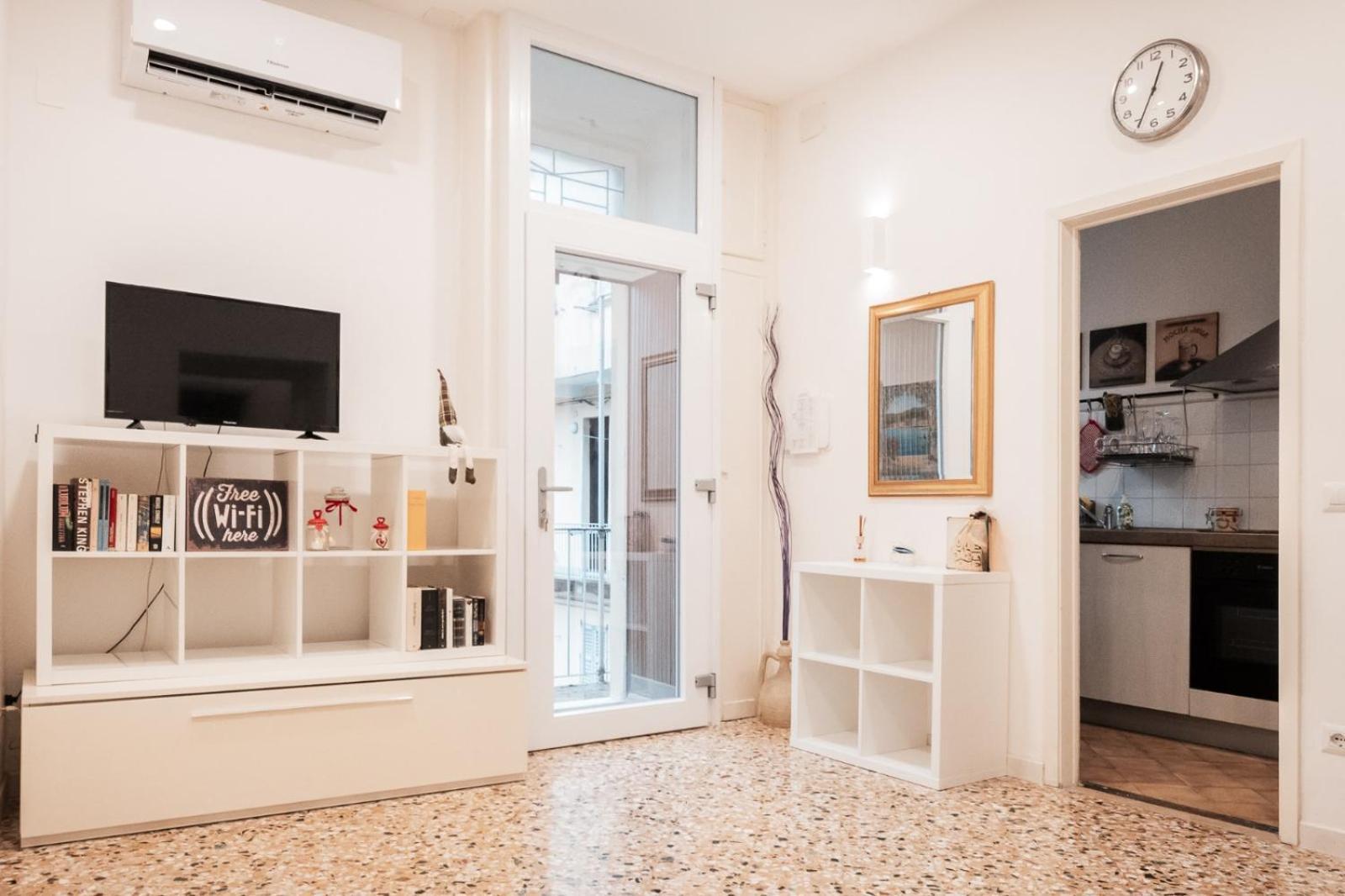 Casa Imbarcadero Apartment Lecco Luaran gambar