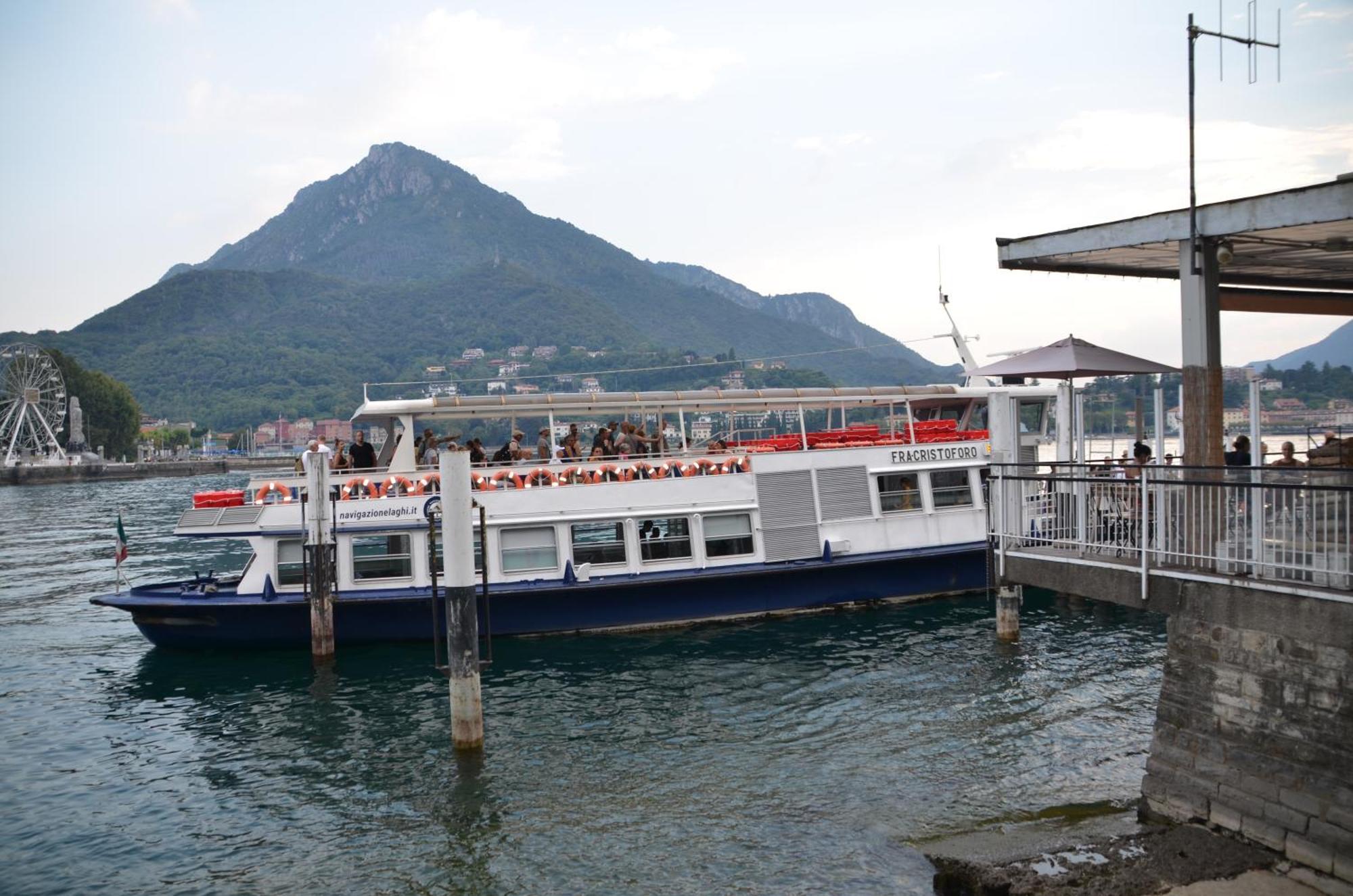 Casa Imbarcadero Apartment Lecco Luaran gambar